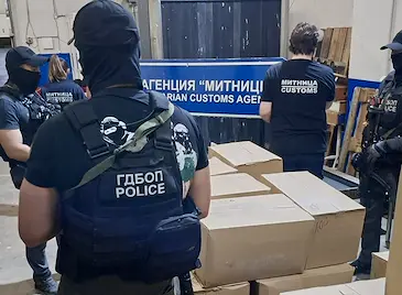 Неутрализираха международна наркомрежа при спецоперация в Русе Неутрализираха международна наркомрежа при спецоперация в Русе