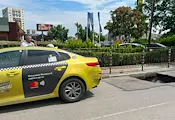 Кратер зейна на ключов столичен булевард Кратер зейна на ключов столичен булевард
