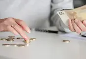 Искат премахване на задължителните частни пенсионни фондове Искат премахване на задължителните частни пенсионни фондове