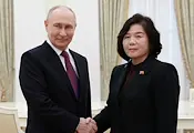 Владимир Путин награди севернокорейски бойци за войната в Украйна Владимир Путин награди севернокорейски бойци за войната в Украйна