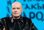Слави Трифонов: Румен Радев седи на два стола Слави Трифонов: Румен Радев седи на два стола