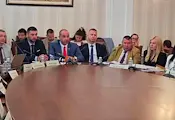 Емил Денков обсъди промени за пътната безопасност Емил Денков обсъди промени за пътната безопасност