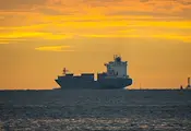 Дрон потопи търговски кораб край бреговете на Румъния Дрон потопи търговски кораб край бреговете на Румъния
