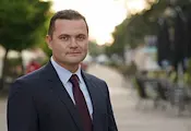 Пенчо Милков декларира кредити за над 126 000 лева Пенчо Милков декларира кредити за над 126 000 лева
