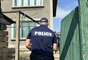 Полицаи простреляха жена в Раднево, докато я спасяваха от питбула ѝ Полицаи простреляха жена в Раднево, докато я спасяваха от питбула ѝ