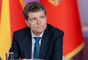 Никушор Дан обсъди инцидентите с дронове по границите на НАТО Никушор Дан обсъди инцидентите с дронове по границите на НАТО