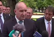 Румен Радев: Пресякохме достъпа на олигархията до държавни средства Румен Радев: Пресякохме достъпа на олигархията до държавни средства