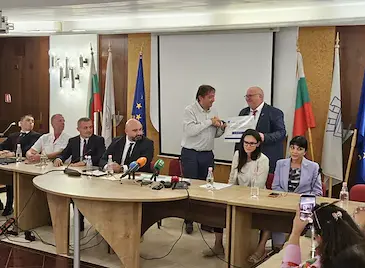 Община Русе получава 3,8 милиона евро европейско финансиране Община Русе получава 3,8 милиона евро европейско финансиране
