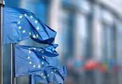 ЕС сваля санкциите от двама руски милиардери ЕС сваля санкциите от двама руски милиардери