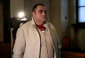 Уволненият за скрити камери директор отново управлява столично училище Уволненият за скрити камери директор отново управлява столично училище