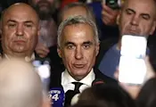 Арестуваха Калин Джорджеску заради измама за над 1 милион евро Арестуваха Калин Джорджеску заради измама за над 1 милион евро