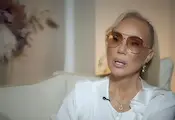 Лепа Брена: Ванга предсказа, че ще се върна в България Лепа Брена: Ванга предсказа, че ще се върна в България