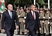 Румен Радев: Недопустима е война на изтощение в сърцето на Европа Румен Радев: Недопустима е война на изтощение в сърцето на Европа