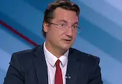 Крум Зарков: Илияна Йотова ще спечели категорично президентските избори Крум Зарков: Илияна Йотова ще спечели категорично президентските избори