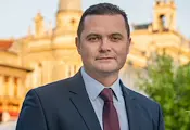 Пенчо Милков призова русенци да осиновяват кучета от Общинския приют Пенчо Милков призова русенци да осиновяват кучета от Общинския приют