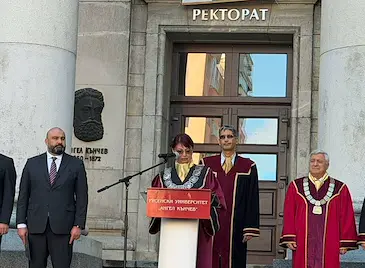 Русенският университет посрещна близо 1600 първокурсници Русенският университет посрещна близо 1600 първокурсници