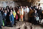 Епископ Макарий отслужи литургия в Ивановските скални църкви Епископ Макарий отслужи литургия в Ивановските скални църкви