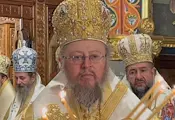 Русенският митрополит Наум служи в румънския град Дева Русенският митрополит Наум служи в румънския град Дева