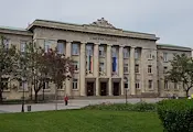 Съдят 45-годишен мъж за убийство на съсед в село Тръстеник Съдят 45-годишен мъж за убийство на съсед в село Тръстеник