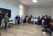 Полицаи обучаваха ученици в село Баниска срещу онлайн радикализация Полицаи обучаваха ученици в село Баниска срещу онлайн радикализация