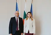 Велислава Петрова обсъди кризата в Газа с израелския посланик Велислава Петрова обсъди кризата в Газа с израелския посланик