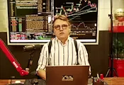 Цената на петрола удари петмесечен връх Цената на петрола удари петмесечен връх