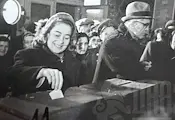 Архивни кадри показват как са гласували русенци през 1959 година Архивни кадри показват как са гласували русенци през 1959 година