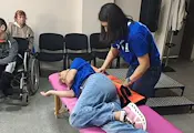 Румънска фондация дарява специални инвалидни колички на двама русенци Румънска фондация дарява специални инвалидни колички на двама русенци