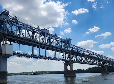 Ограничават движението на Дунав мост Ограничават движението на Дунав мост